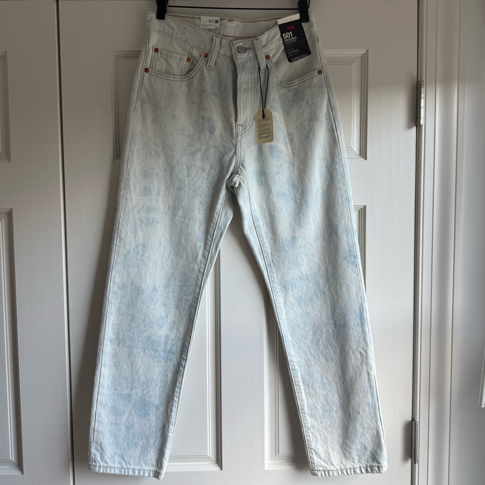 Levi's 501 Original Crop — High Rise—Straight Jean